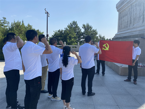 7.11（姚普）秦楓公司黨支部組織黨員赴照金陜甘邊革命根據(jù)地紀(jì)念館開展 “傳承紅色基因，重溫崢嶸歲月”主題黨日活動(dòng).jpg